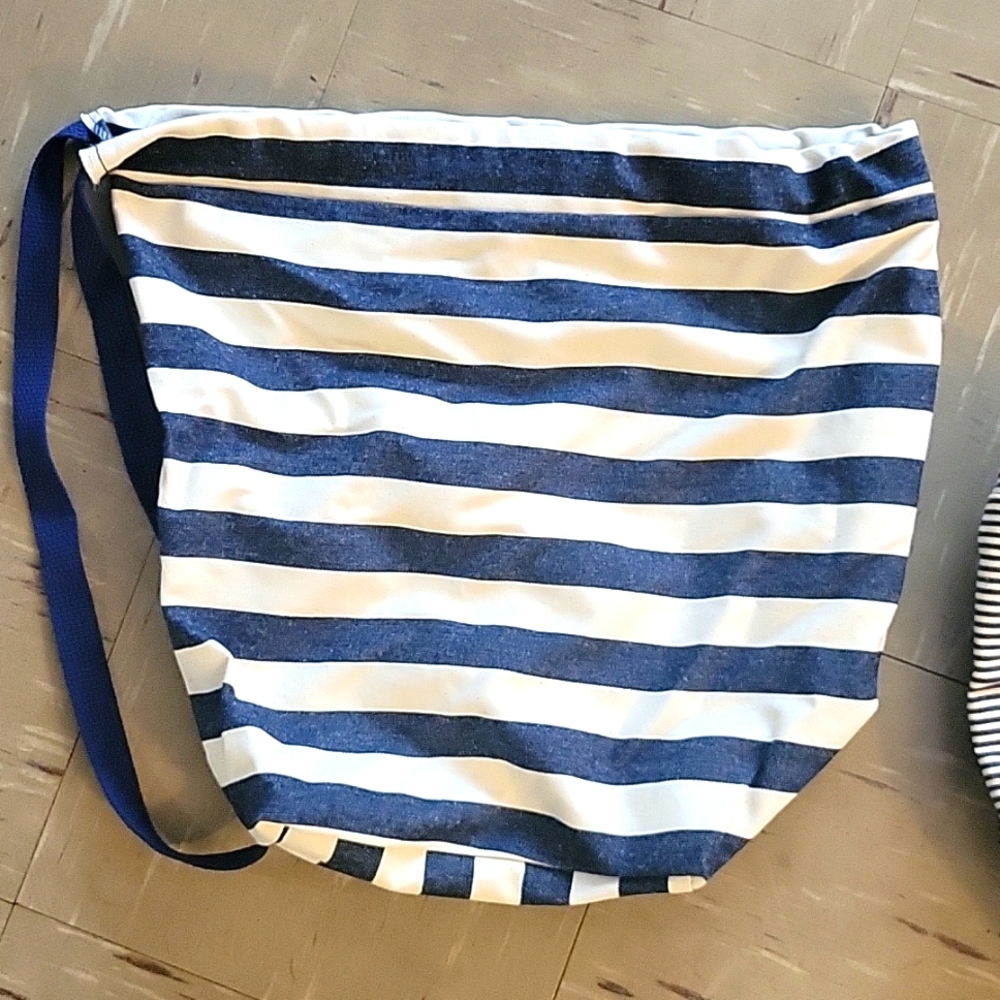 2 for 1 large adjustable strap totes